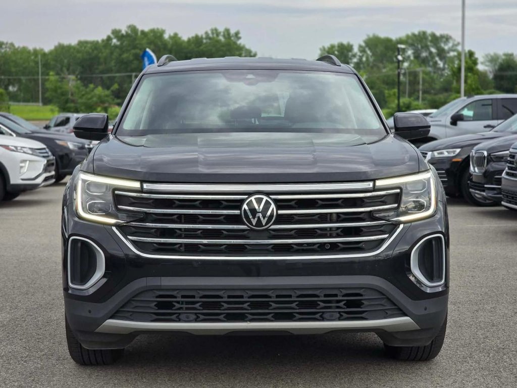 Volkswagen Atlas Comfortline 4MOTION | CUIR | DEMARREUR | CARPLAY | CAMÉRA +++ 2025 à Laval, Québec - 4 - w1024h768px