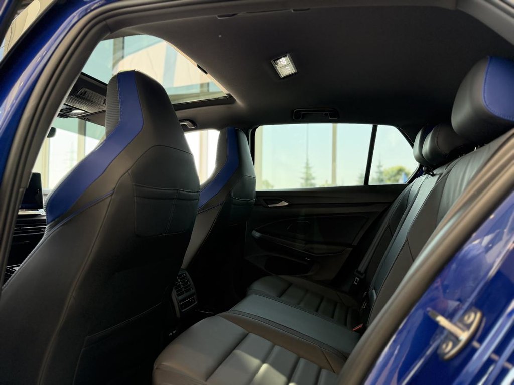 Volkswagen Golf R Black Edition DSG | 4MOTION | HARMAN KARDON | NAV | TOIT | CUIR | CARPLAY +++ 2025 à Laval, Québec - 10 - w1024h768px