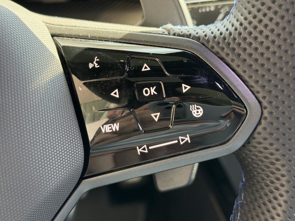 Volkswagen Golf R Black Edition DSG | 4MOTION | HARMAN KARDON | NAV | TOIT | CUIR | CARPLAY +++ 2025 à Laval, Québec - 15 - w1024h768px