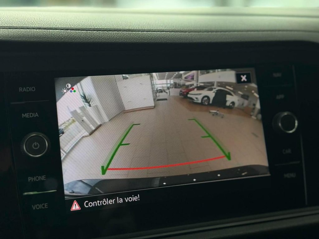 Volkswagen Jetta GLI DSG | DÉMARREUR | TOIT | CUIR | NAV | CARPLAY | CAMÉRA +++ 2023 à Laval, Québec - 19 - w1024h768px