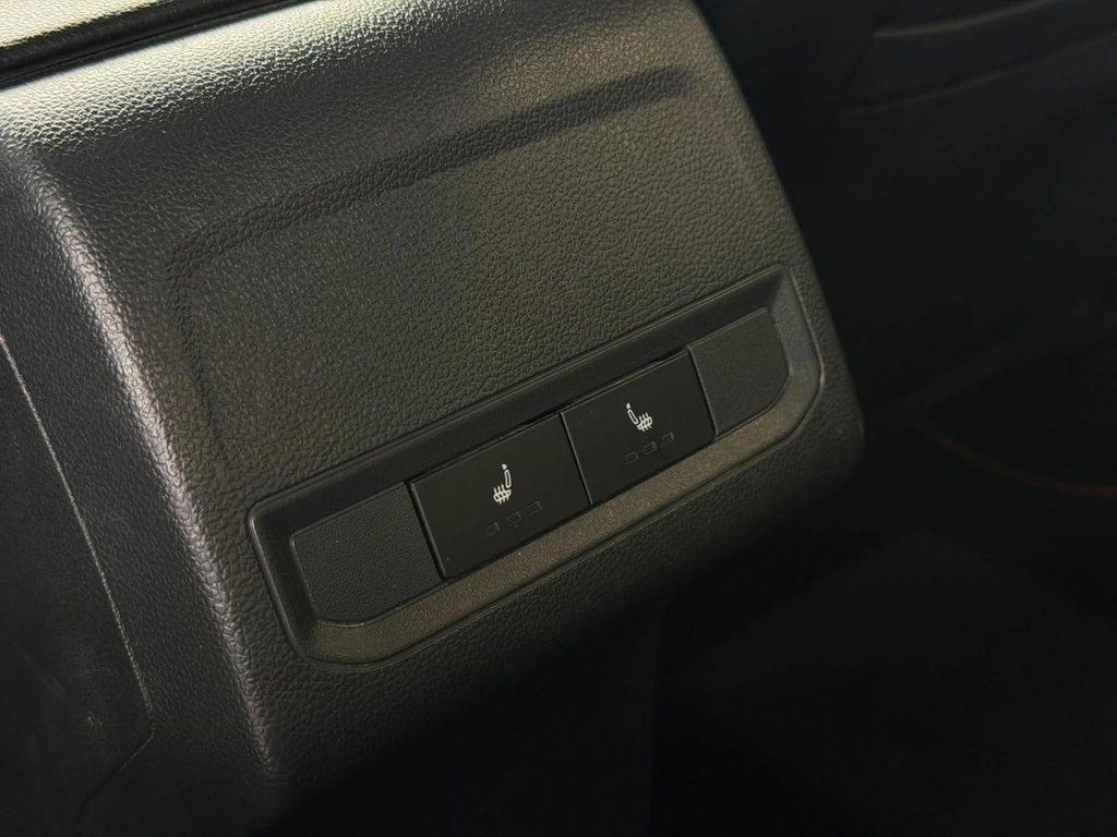 Volkswagen Jetta GLI DSG | DÉMARREUR | TOIT | CUIR | NAV | CARPLAY | CAMÉRA +++ 2023 à Laval, Québec - 10 - w1024h768px