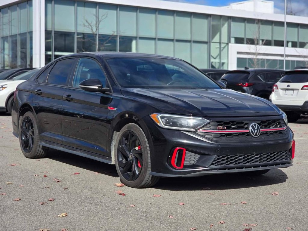 Volkswagen Jetta GLI DSG | DÉMARREUR | TOIT | CUIR | NAV | CARPLAY | CAMÉRA +++ 2023 à Laval, Québec - 1 - w1024h768px