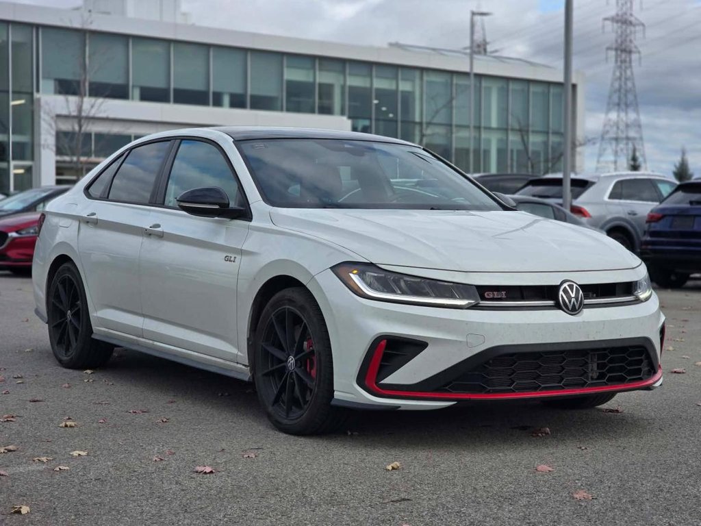 Volkswagen Jetta GLI Autobahn DSG | DÉMARREUR | TOIT | CUIR | NAV | CARPLAY | CAMÉRA +++ 2026 à Laval, Québec - 1 - w1024h768px