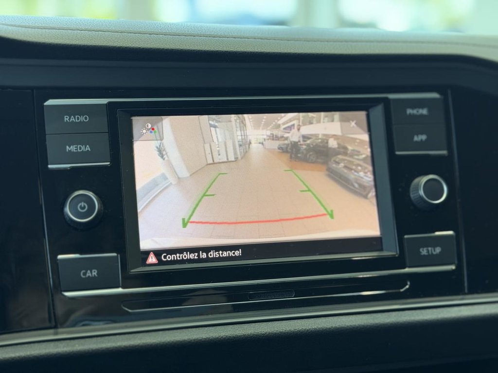 2019 Volkswagen Jetta Comfortline | BAS KM | CARPLAY | CAMÉRA | SIÈGES CHAUFFANTS +++ in Laval, Quebec - 18 - w1024h768px