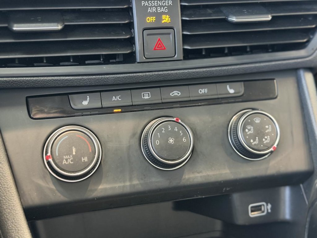 2019 Volkswagen Jetta Comfortline | BAS KM | CARPLAY | CAMÉRA | SIÈGES CHAUFFANTS +++ in Laval, Quebec - 16 - w1024h768px
