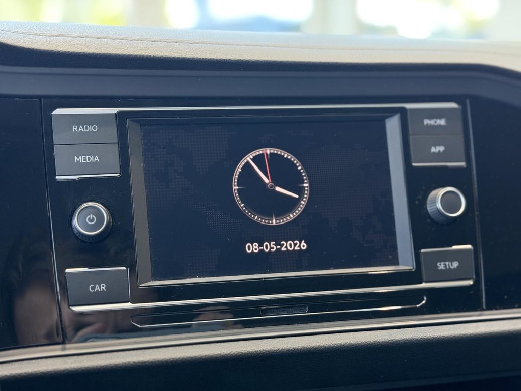2019 Volkswagen Jetta Comfortline | BAS KM | CARPLAY | CAMÉRA | SIÈGES CHAUFFANTS +++ in Laval, Quebec - 17 - w1024h768px