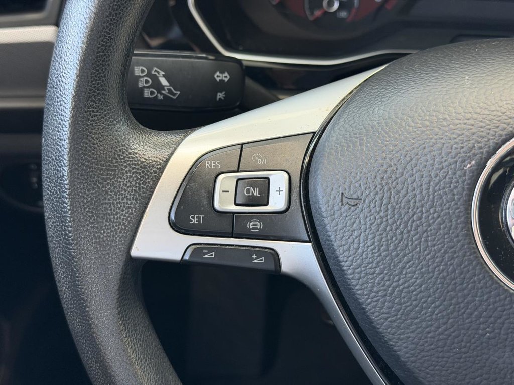 2019 Volkswagen Jetta Comfortline | BAS KM | CARPLAY | CAMÉRA | SIÈGES CHAUFFANTS +++ in Laval, Quebec - 13 - w1024h768px