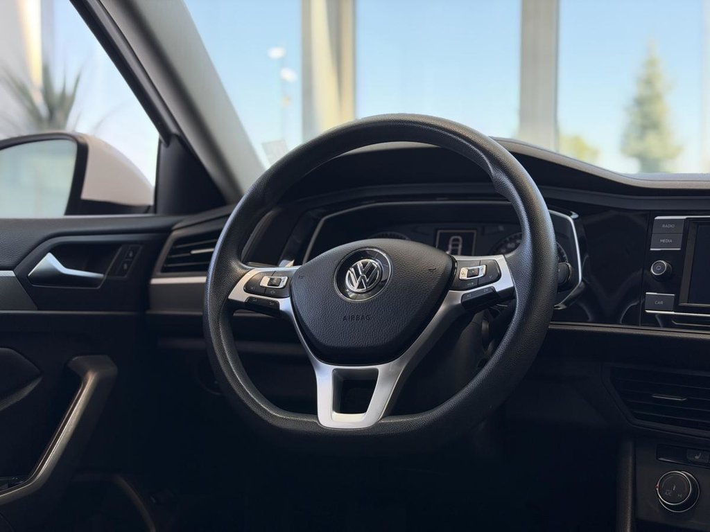 2019 Volkswagen Jetta Comfortline | BAS KM | CARPLAY | CAMÉRA | SIÈGES CHAUFFANTS +++ in Laval, Quebec - 11 - w1024h768px