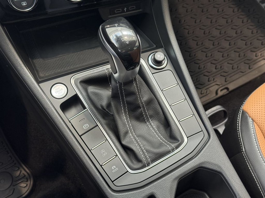 Volkswagen Jetta Highline TOIT | CUIR | CAMÉRA | CARPLAY | BAS KM +++ 2022 à Laval, Québec - 16 - w1024h768px