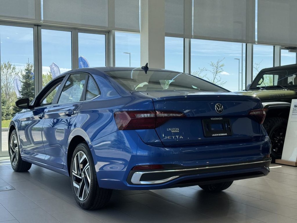 Volkswagen Jetta Highline TOIT | CUIR | CAMÉRA | CARPLAY | BAS KM +++ 2022 à Laval, Québec - 5 - w1024h768px