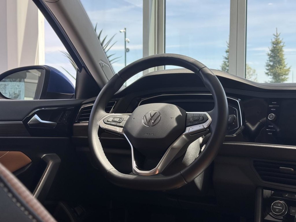 Volkswagen Jetta Highline TOIT | CUIR | CAMÉRA | CARPLAY | BAS KM +++ 2022 à Laval, Québec - 12 - w1024h768px