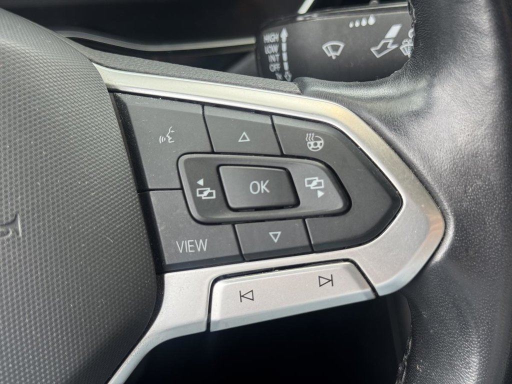 Volkswagen Jetta Comfortline SPORT PACK | TOIT | CARPLAY | CUIR +++ 2023 à Laval, Québec - 15 - w1024h768px