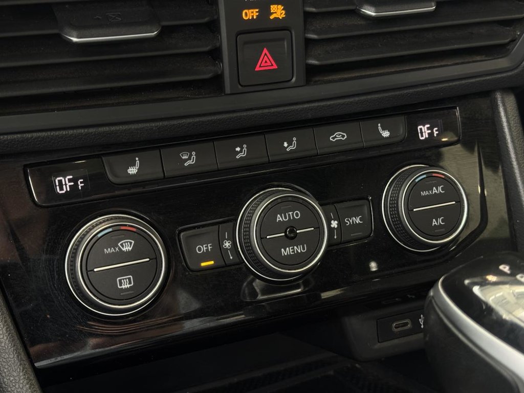 Volkswagen Jetta Comfortline SPORT PACK | TOIT | CARPLAY | CUIR +++ 2023 à Laval, Québec - 17 - w1024h768px