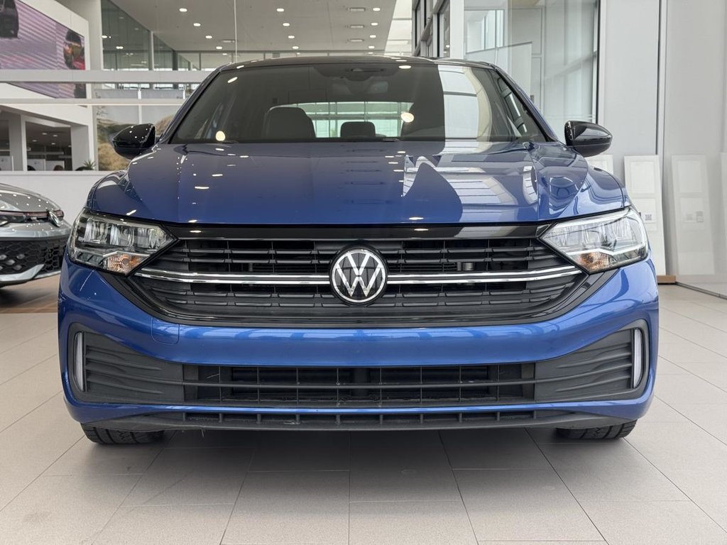 Volkswagen Jetta Comfortline SPORT PACK | TOIT | CARPLAY | CUIR +++ 2023 à Laval, Québec - 3 - w1024h768px