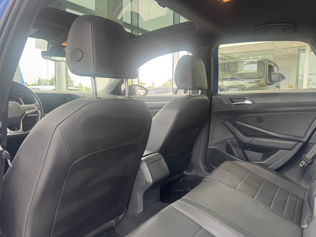 Volkswagen Jetta Comfortline SPORT PACK | TOIT | CARPLAY | CUIR +++ 2023 à Laval, Québec - 10 - w1024h768px