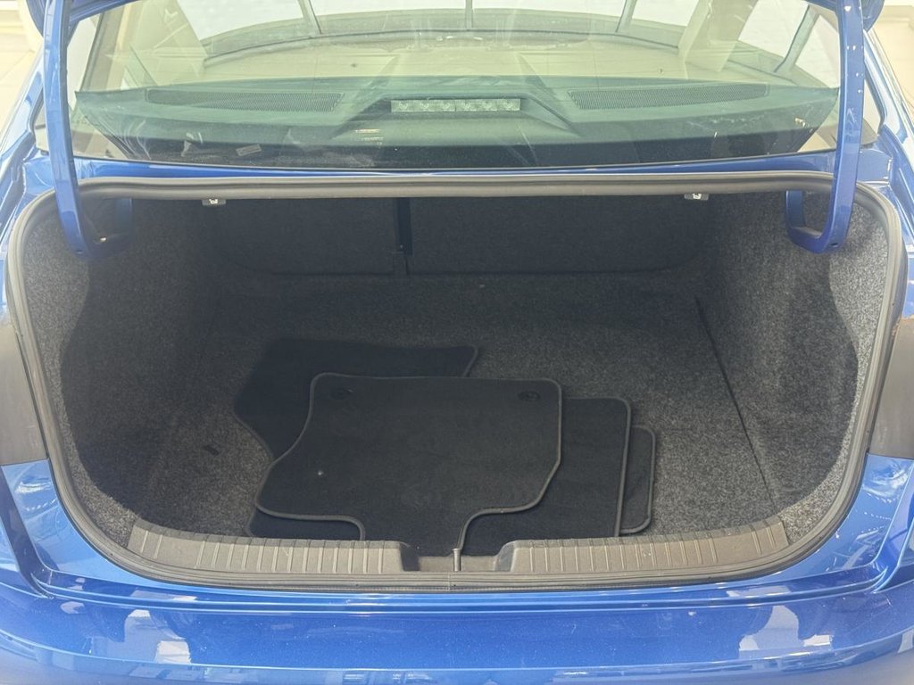 Volkswagen Jetta Comfortline SPORT PACK | TOIT | CARPLAY | CUIR +++ 2023 à Laval, Québec - 9 - w1024h768px