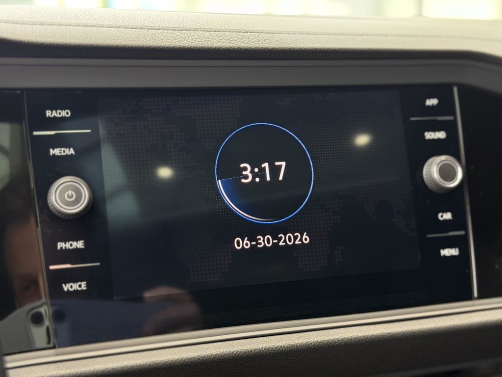 Volkswagen Jetta Comfortline SPORT PACK | TOIT | CARPLAY | CUIR +++ 2023 à Laval, Québec - 16 - w1024h768px