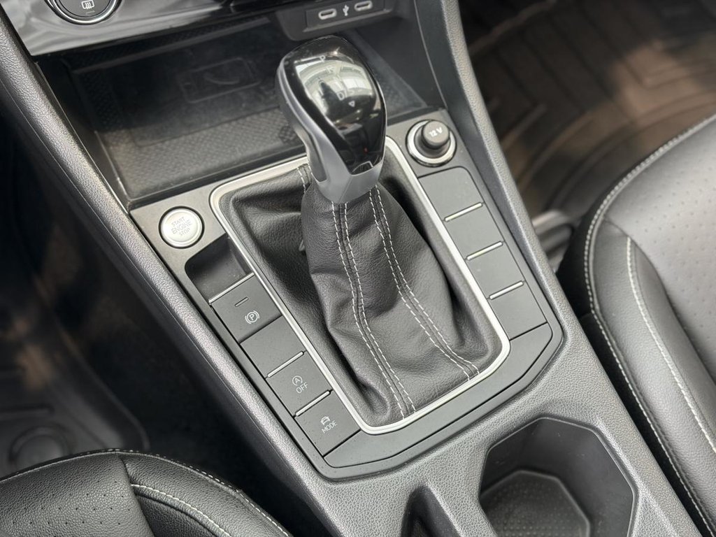 Volkswagen Jetta Comfortline SPORT PACK | TOIT | CARPLAY | CUIR +++ 2023 à Laval, Québec - 15 - w1024h768px