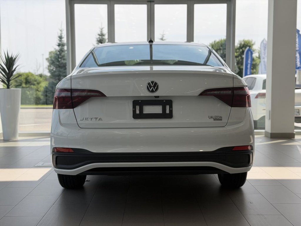 Volkswagen Jetta Trendline | BAS KM | CARPLAY | CAMÉRA | SIÈGES CHAUFFANTS +++ 2023 à Laval, Québec - 7 - w1024h768px