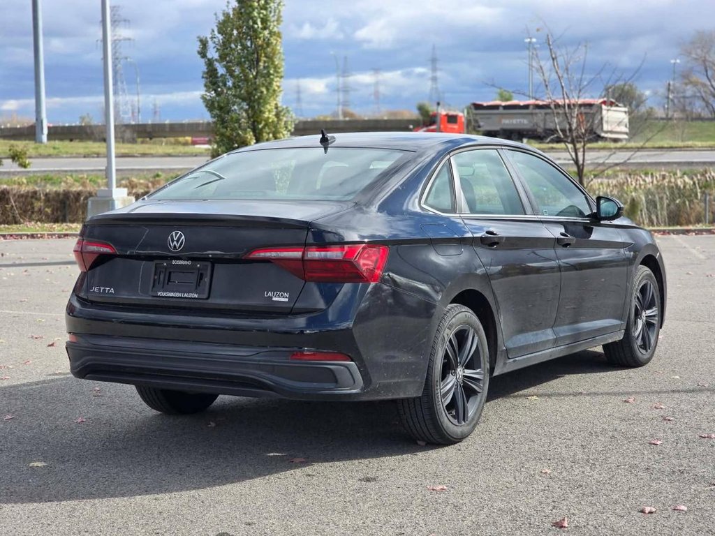 Volkswagen Jetta Comfortline | DÉMARREUR | CUIR | CARPLAY | CAMÉRA +++ 2023 à Laval, Québec - 8 - w1024h768px