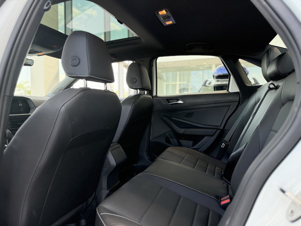 Volkswagen Jetta Comfortline SPORT PACK | TOIT | CARPLAY | CUIR +++ 2024 à Laval, Québec - 10 - w1024h768px