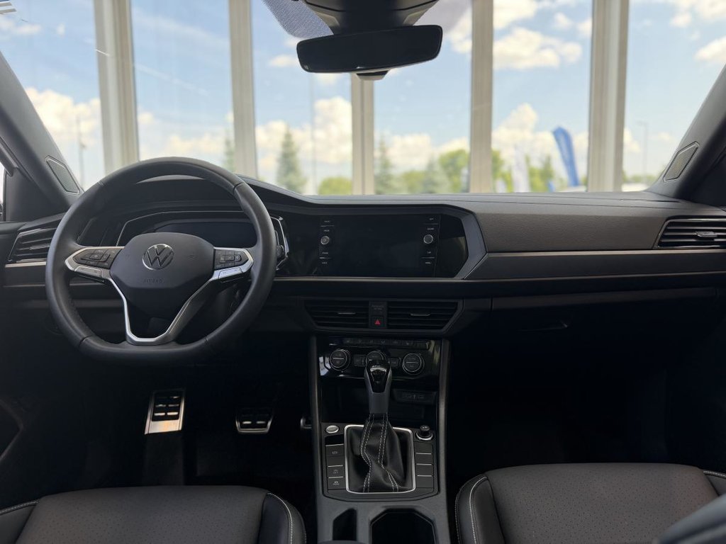Volkswagen Jetta Comfortline SPORT PACK | TOIT | CARPLAY | CUIR +++ 2024 à Laval, Québec - 11 - w1024h768px
