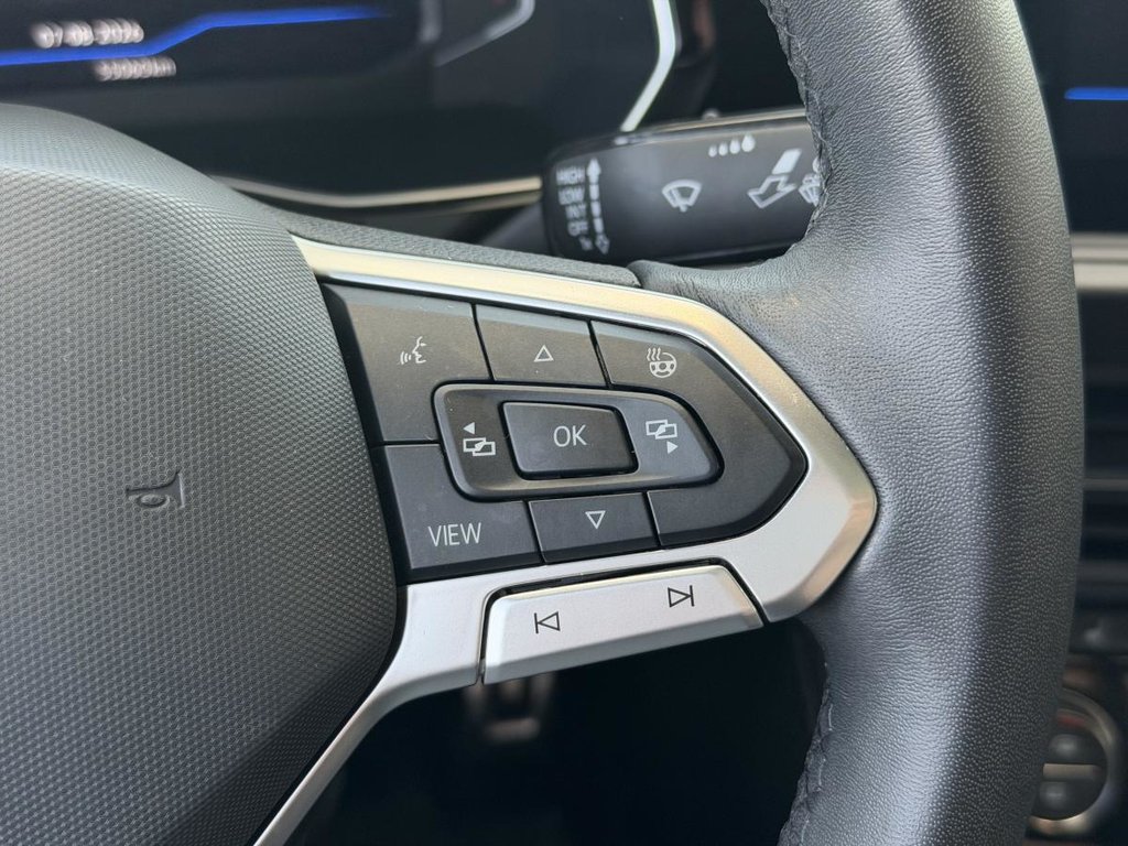 Volkswagen Jetta Comfortline SPORT PACK | TOIT | CARPLAY | CUIR +++ 2024 à Laval, Québec - 15 - w1024h768px