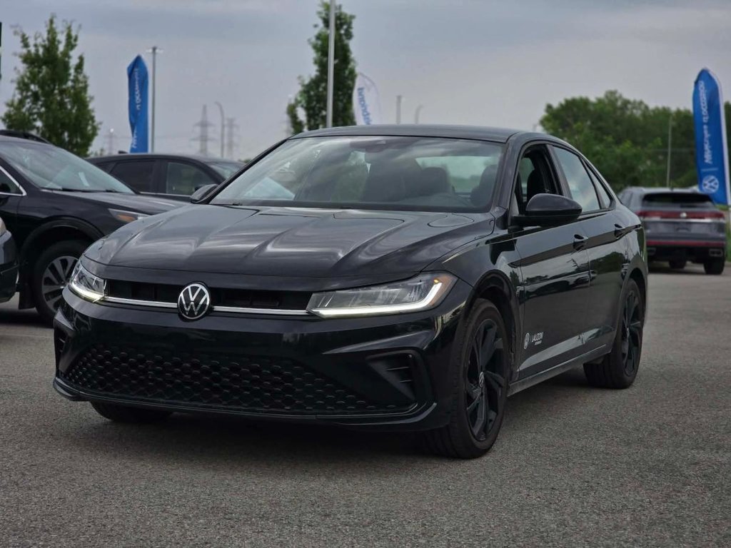 Volkswagen Jetta Comfortline SPORT PACK | TOIT | DÉMARREUR | CUIR | CARPLAY | CAMÉRA +++ 2025 à Laval, Québec - 5 - w1024h768px
