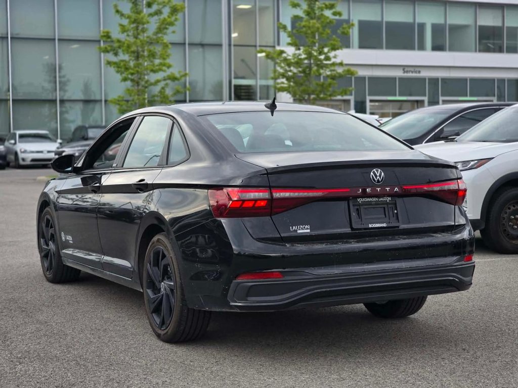 Volkswagen Jetta Comfortline SPORT PACK | TOIT | DÉMARREUR | CUIR | CARPLAY | CAMÉRA +++ 2025 à Laval, Québec - 6 - w1024h768px