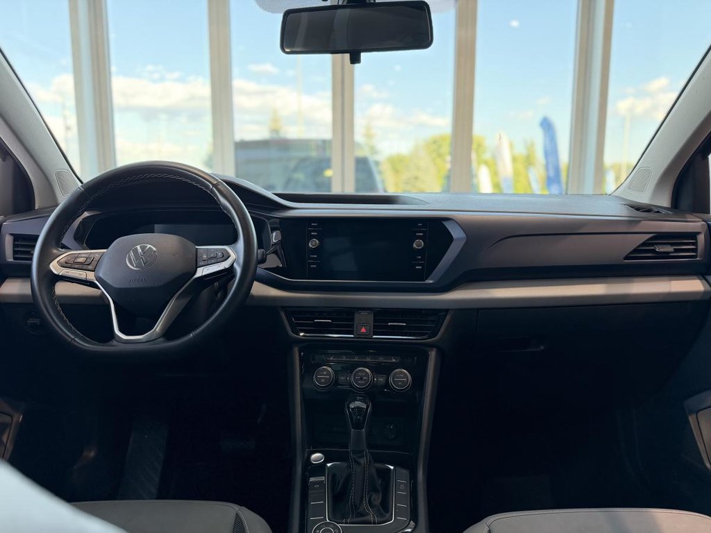 2022 Volkswagen Taos Comfortline 4MOTION | DÉMARREUR | TOIT PANO | CUIR | CARPLAY | CAMÉRA +++ in Laval, Quebec - 11 - w1024h768px