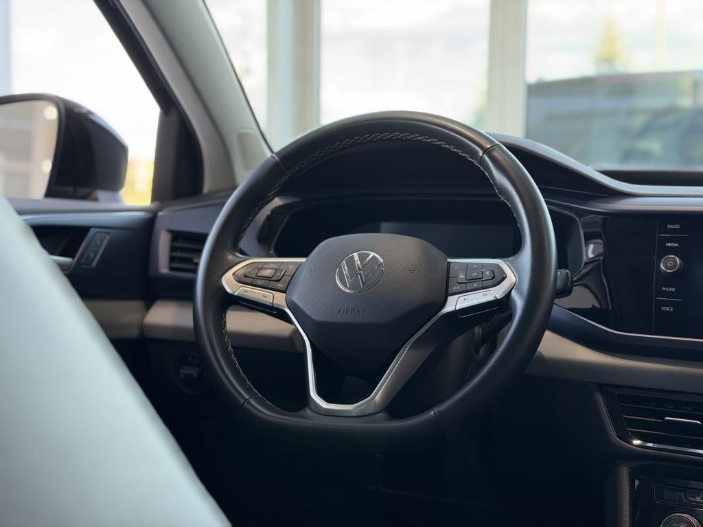 2022 Volkswagen Taos Comfortline 4MOTION | DÉMARREUR | TOIT PANO | CUIR | CARPLAY | CAMÉRA +++ in Laval, Quebec - 12 - w1024h768px