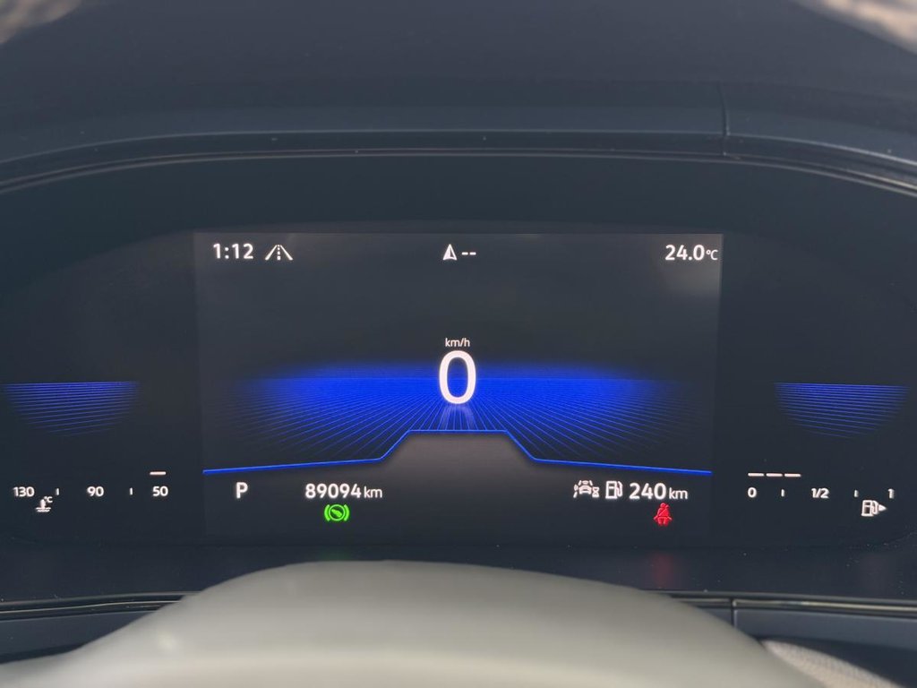 Volkswagen Taos Comfortline 4MOTION | TOIT PANO | CUIR | CARPLAY | CAMÉRA +++ 2022 à Laval, Québec - 12 - w1024h768px