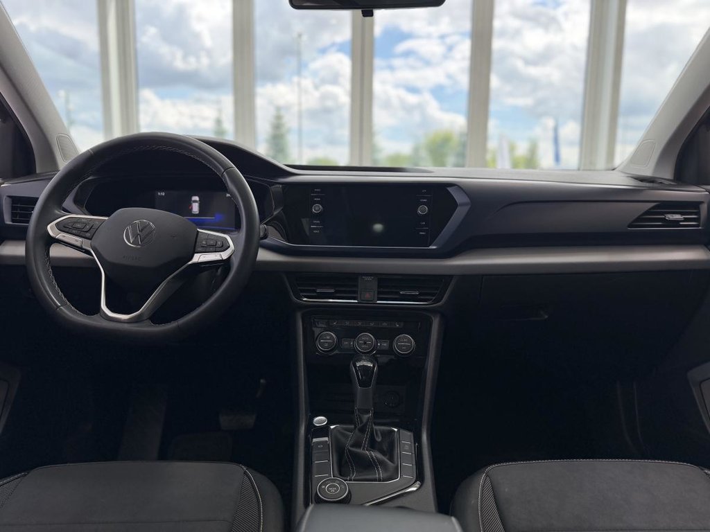 Volkswagen Taos Comfortline 4MOTION | TOIT PANO | CUIR | CARPLAY | CAMÉRA +++ 2022 à Laval, Québec - 10 - w1024h768px