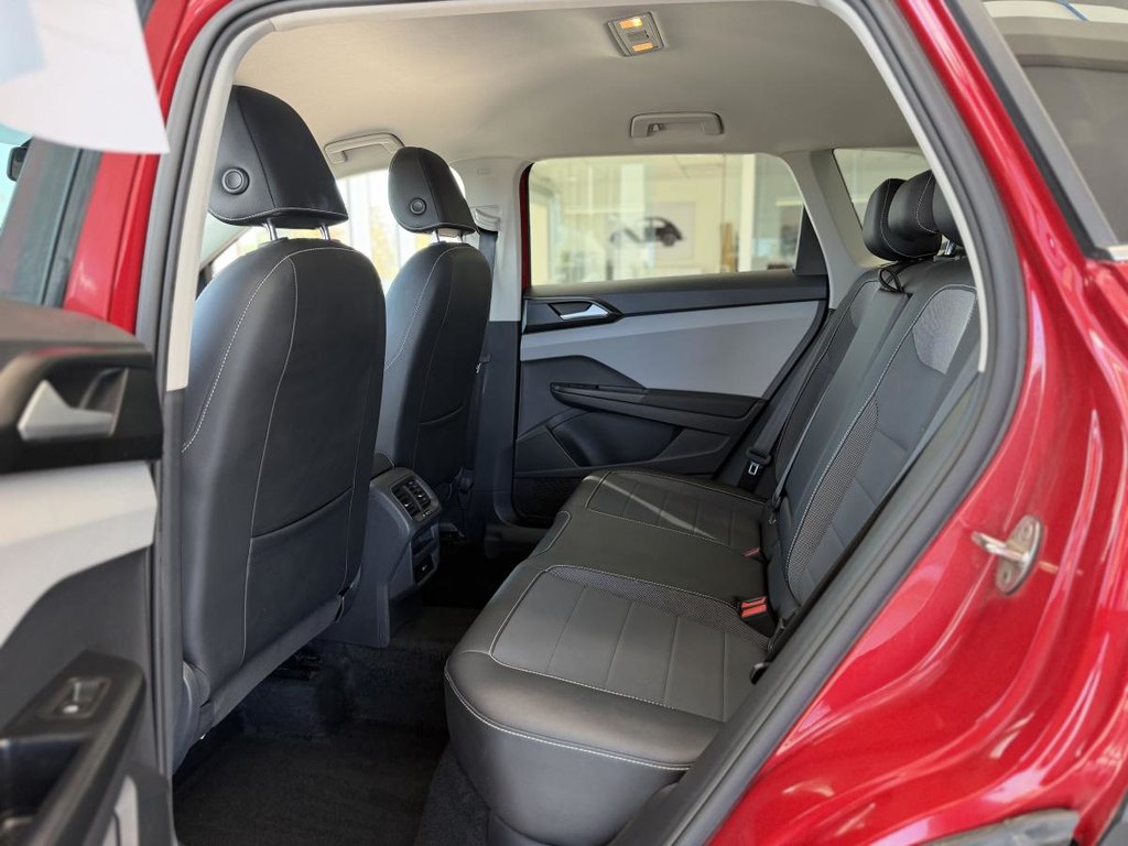 2022 Volkswagen Taos Comfortline 4MOTION | CUIR | CARPLAY | CAMÉRA +++ in Laval, Quebec - 10 - w1024h768px