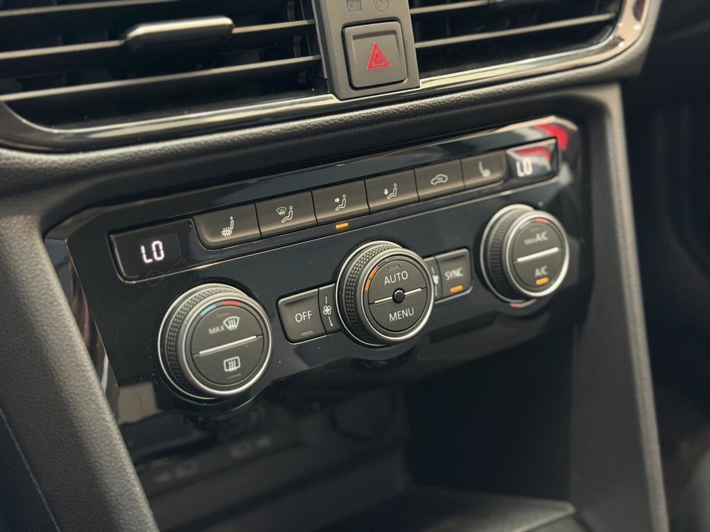 2022 Volkswagen Taos Comfortline 4MOTION | CUIR | CARPLAY | CAMÉRA +++ in Laval, Quebec - 17 - w1024h768px