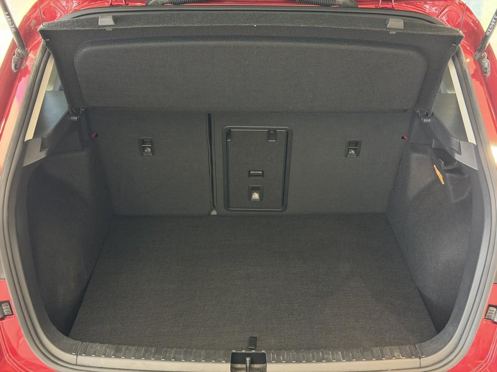2022 Volkswagen Taos Comfortline 4MOTION | CUIR | CARPLAY | CAMÉRA +++ in Laval, Quebec - 9 - w1024h768px