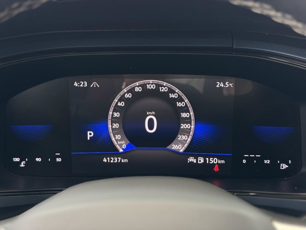 2023 Volkswagen Taos Comfortline 4MOTION | DÉMARREUR | TOIT PANO | CUIR | CARPLAY | CAMÉRA +++ in Laval, Quebec - 13 - w1024h768px