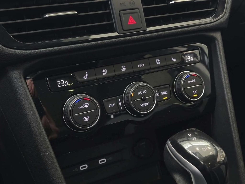2023 Volkswagen Taos Highline | 4MOTION | CUIR | NAV | TOIT PANO | DÉMARREUR | CAMÉRA | BEATS | CARPLAY +++ in Laval, Quebec - 17 - w1024h768px