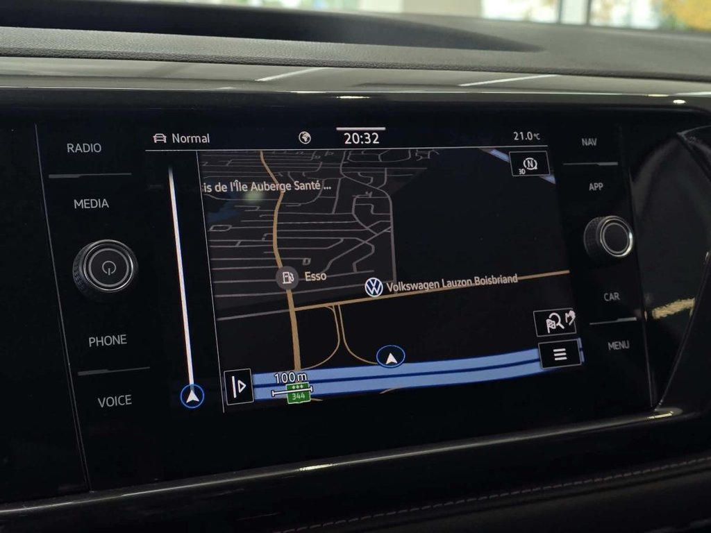 2023 Volkswagen Taos Highline | 4MOTION | CUIR | NAV | TOIT PANO | DÉMARREUR | CAMÉRA | BEATS | CARPLAY +++ in Laval, Quebec - 17 - w1024h768px