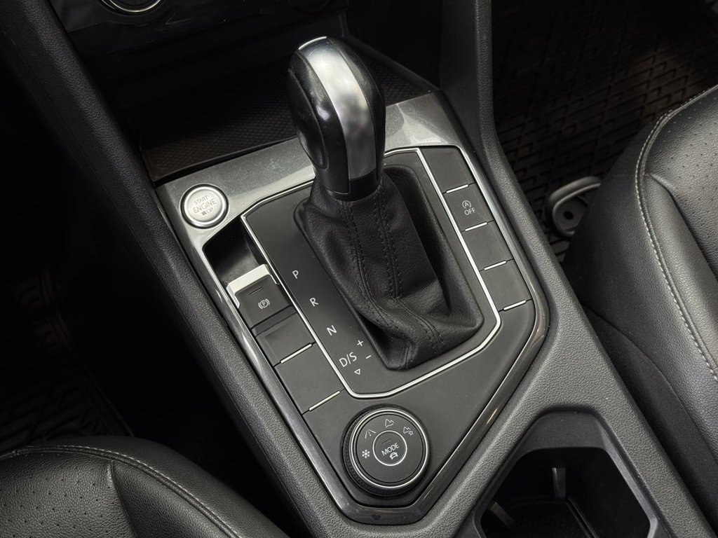 2020 Volkswagen Tiguan Comfortline TOIT PANO | CUIR | CARPLAY | CAMÉRA +++ in Laval, Quebec - 16 - w1024h768px