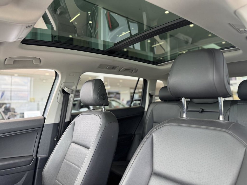 2020 Volkswagen Tiguan Comfortline TOIT PANO | CUIR | CARPLAY | CAMÉRA +++ in Laval, Quebec - 20 - w1024h768px