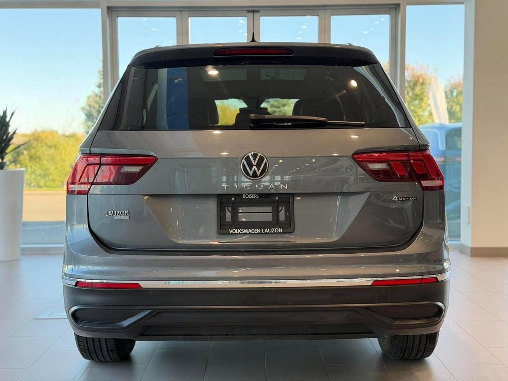 Volkswagen Tiguan Comfortline 4MOTION | 7 PASSAGERS | DÉMARREUR | TOIT PANO | CUIR | CARPLAY | CAMÉRA +++ 2024 à Laval, Québec - 7 - w1024h768px