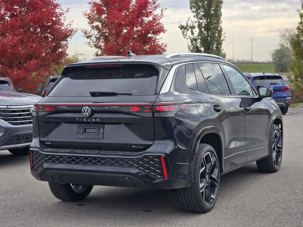 2026 Volkswagen Tiguan Highline R-Line Turbo 4MOTION | CAMÉRA 360 | HARMAN KARDON | NAV | TOIT PANO | CUIR | CARPLAY +++ in Laval, Quebec - 8 - w1024h768px