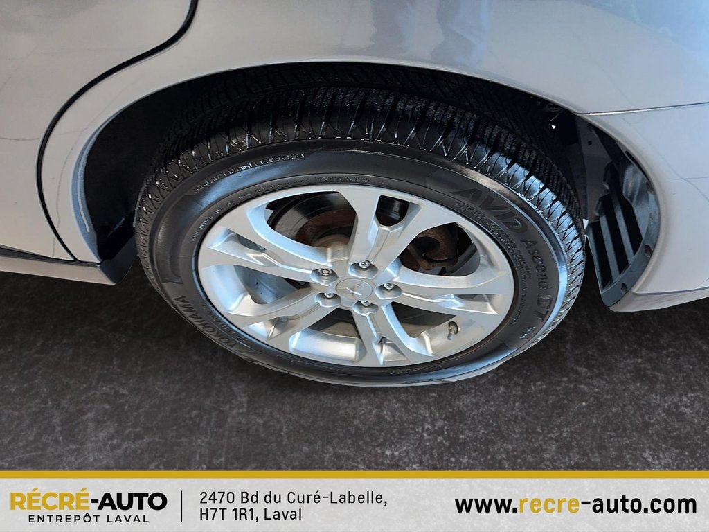 2014  Outlander 4WD ES PREMIUM + TOIT + CUIR + CAMERA in Brossard, Quebec - 6 - w1024h768px