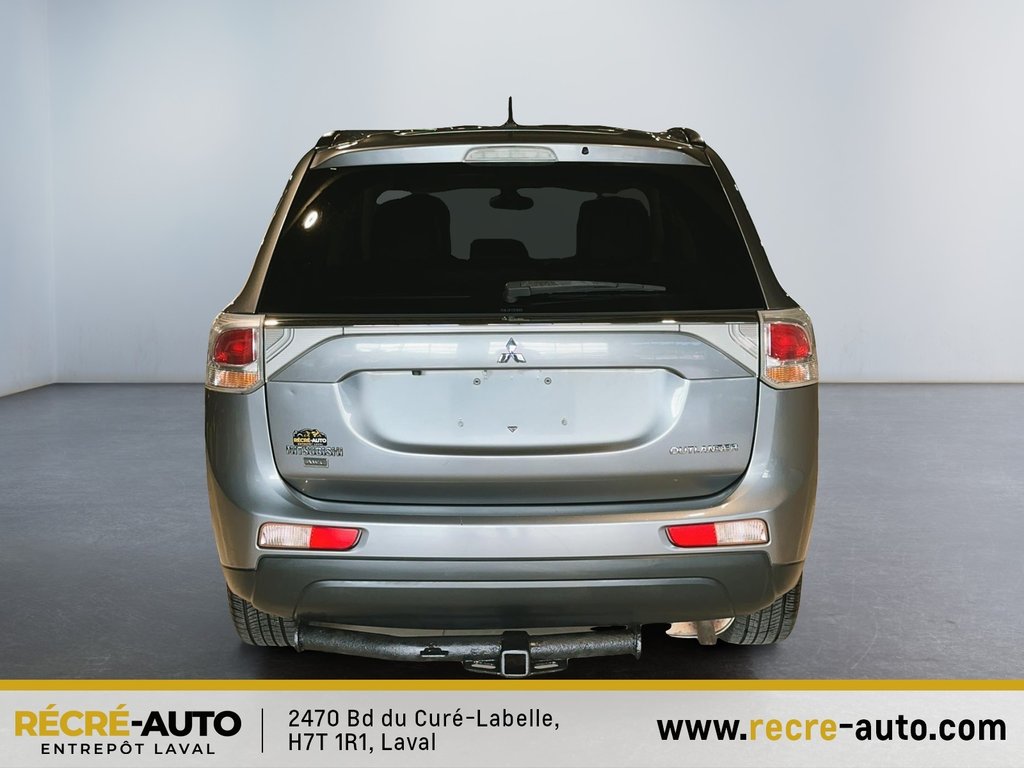 2014  Outlander 4WD ES PREMIUM + TOIT + CUIR + CAMERA in Brossard, Quebec - 3 - w1024h768px