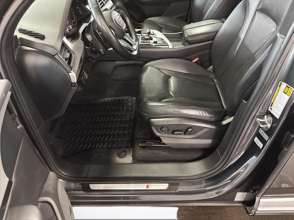 Audi Q7  2017 à Saint-Hyacinthe, Québec - 9 - w1024h768px