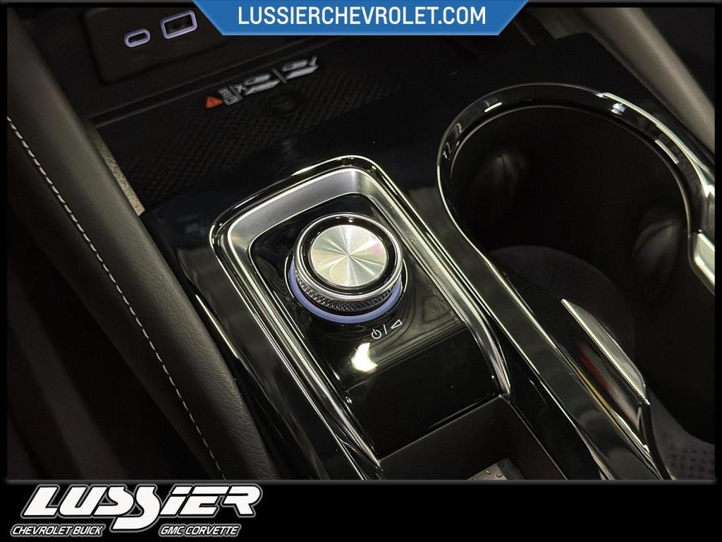 Buick Envision Essence AWD  2026 à Saint-Hyacinthe, Québec - 15 - w1024h768px