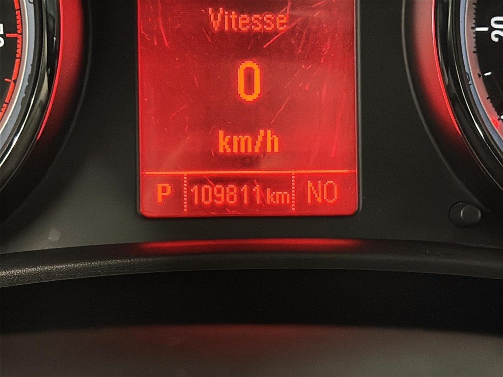 2016 Buick CASCADA in Saint-Hyacinthe, Quebec - 13 - w1024h768px