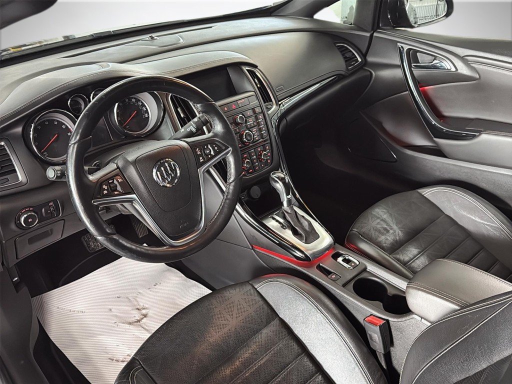 2016 Buick CASCADA in Saint-Hyacinthe, Quebec - 10 - w1024h768px