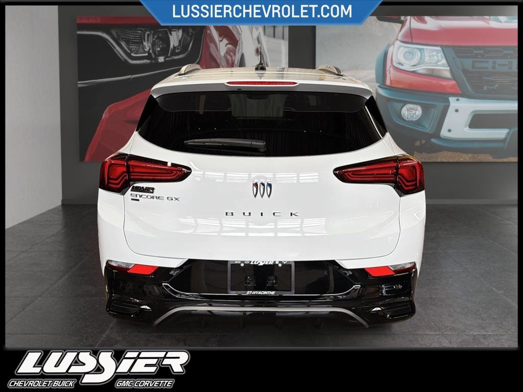 Buick ENCORE GX  2026 à Saint-Hyacinthe, Québec - 3 - w1024h768px